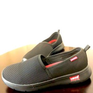 PRE-LOVED Levi’s slip on sneakers in Women’s Sz 10 (FREE SHIPPING)